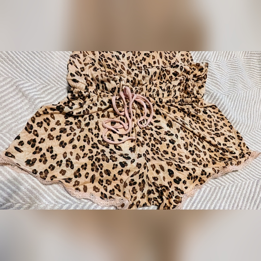 Cosmopolitan Size Small All In One Leopard Print Nighty - Picture 8 of 10